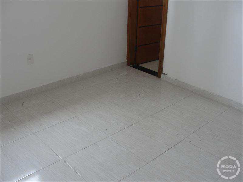 Sobrado à venda com 3 quartos, 100m² - Foto 2