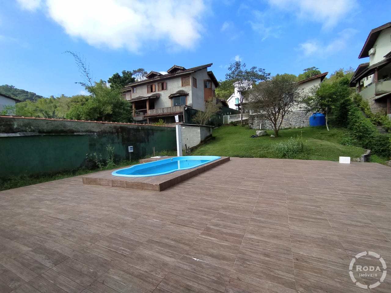 Casa à venda com 4 quartos, 240m² - Foto 10