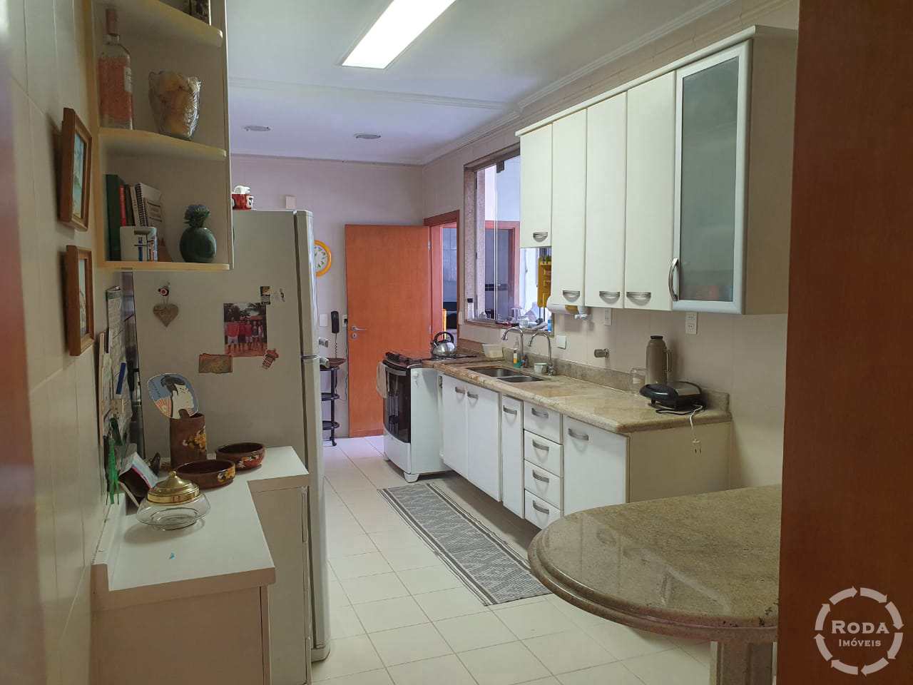 Apartamento à venda com 4 quartos, 204m² - Foto 5