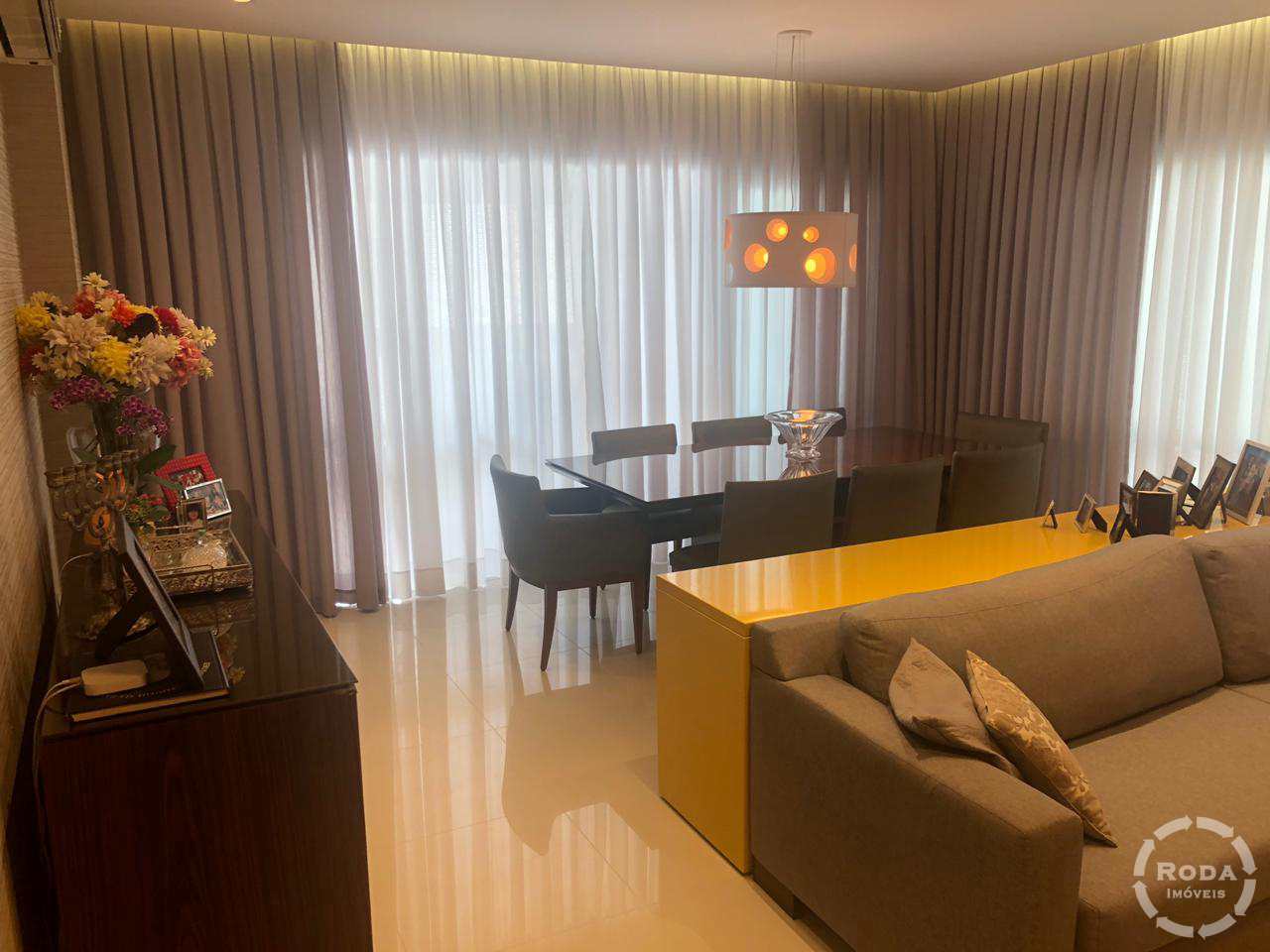 Apartamento à venda com 3 quartos, 207m² - Foto 3