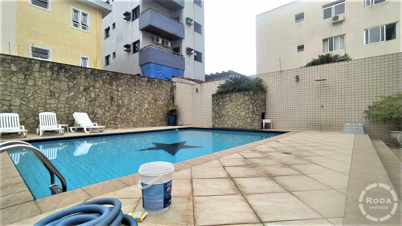 Casa à venda com 4 quartos, 450m² - Foto 2