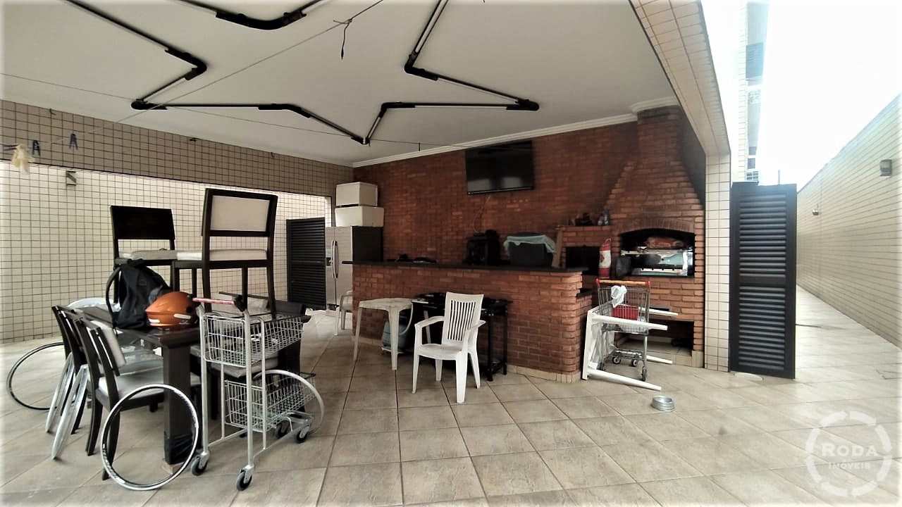 Casa à venda com 4 quartos, 450m² - Foto 4