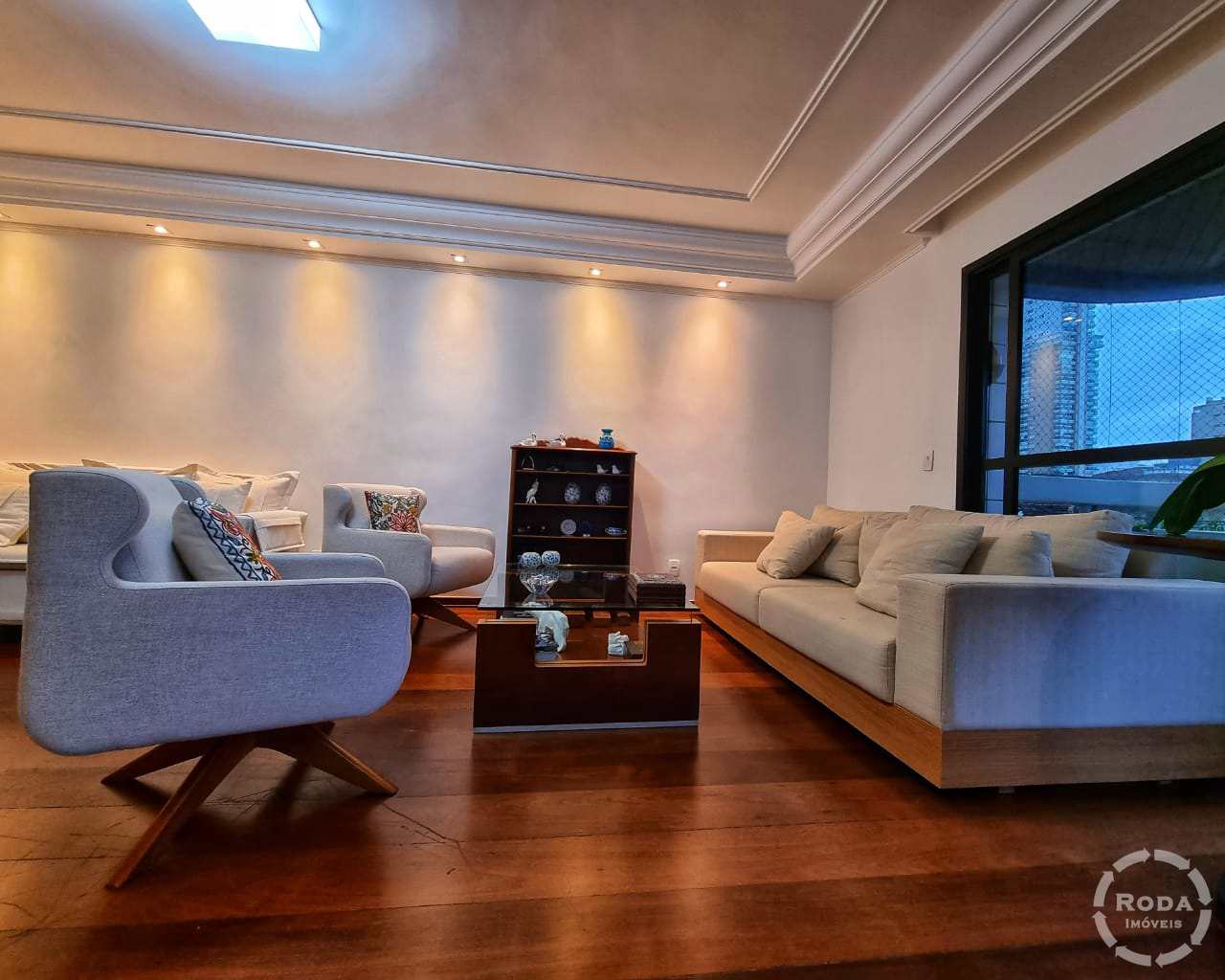 Apartamento à venda com 4 quartos, 260m² - Foto 3