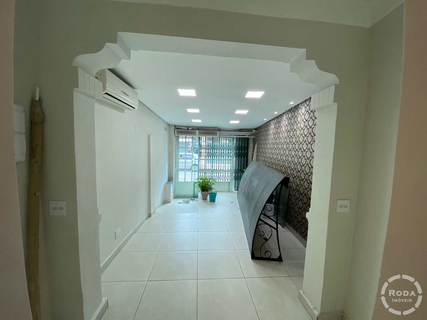 Casa para alugar com 3 quartos, 200m² - Foto 3