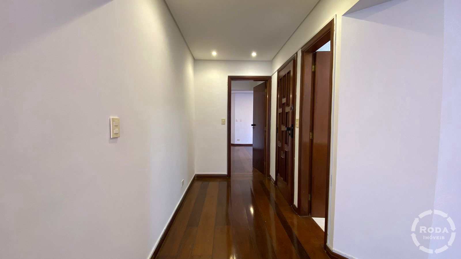 Apartamento à venda e aluguel com 4 quartos, 340m² - Foto 9