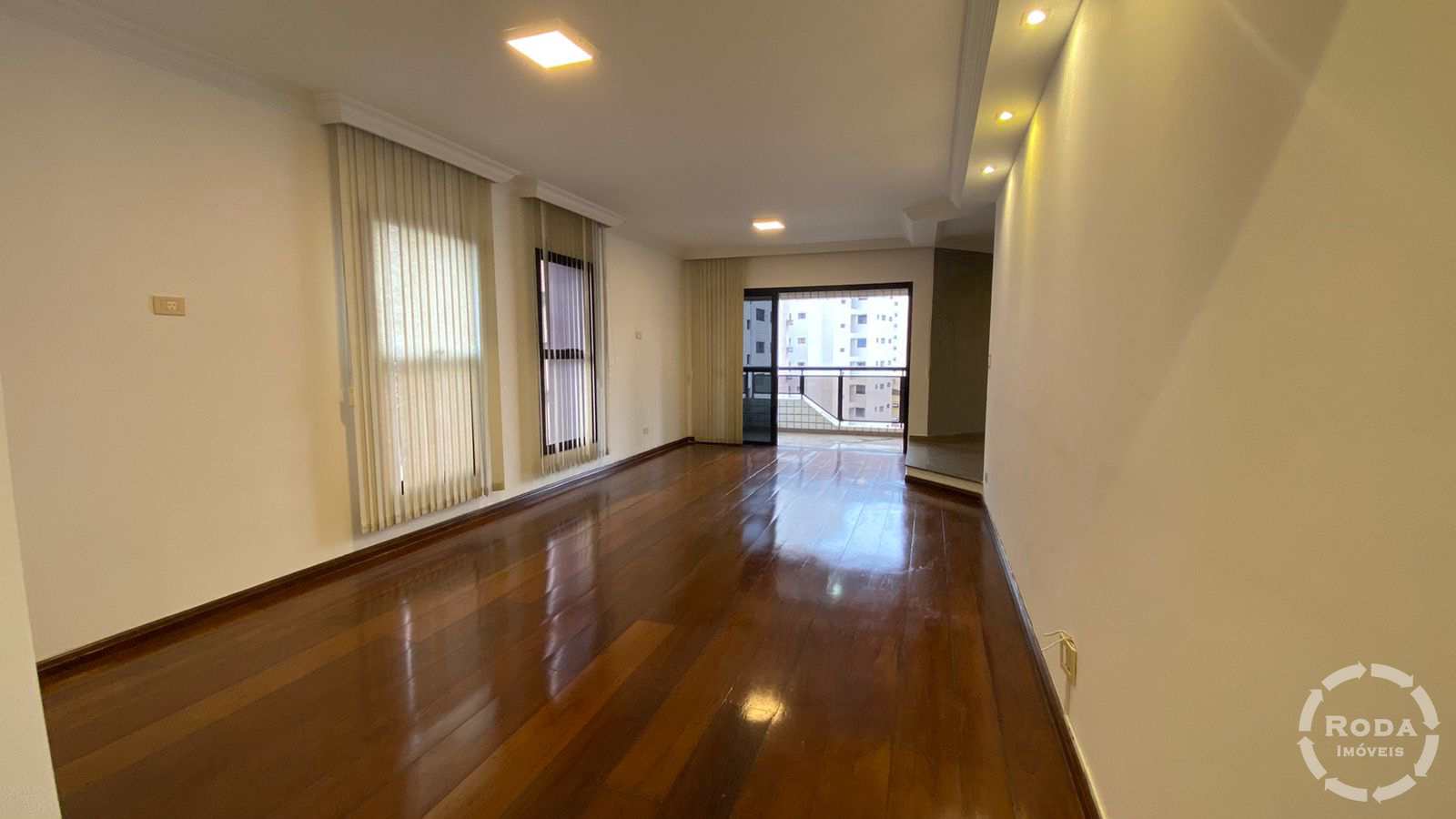 Apartamento à venda e aluguel com 4 quartos, 340m² - Foto 1