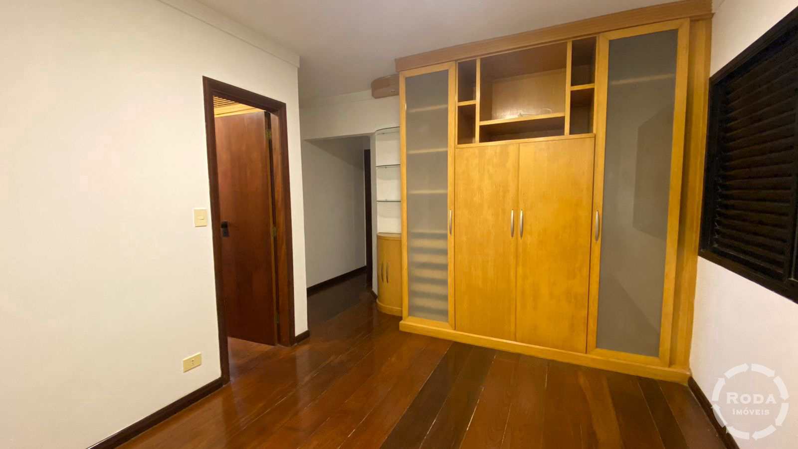 Apartamento à venda e aluguel com 4 quartos, 340m² - Foto 19