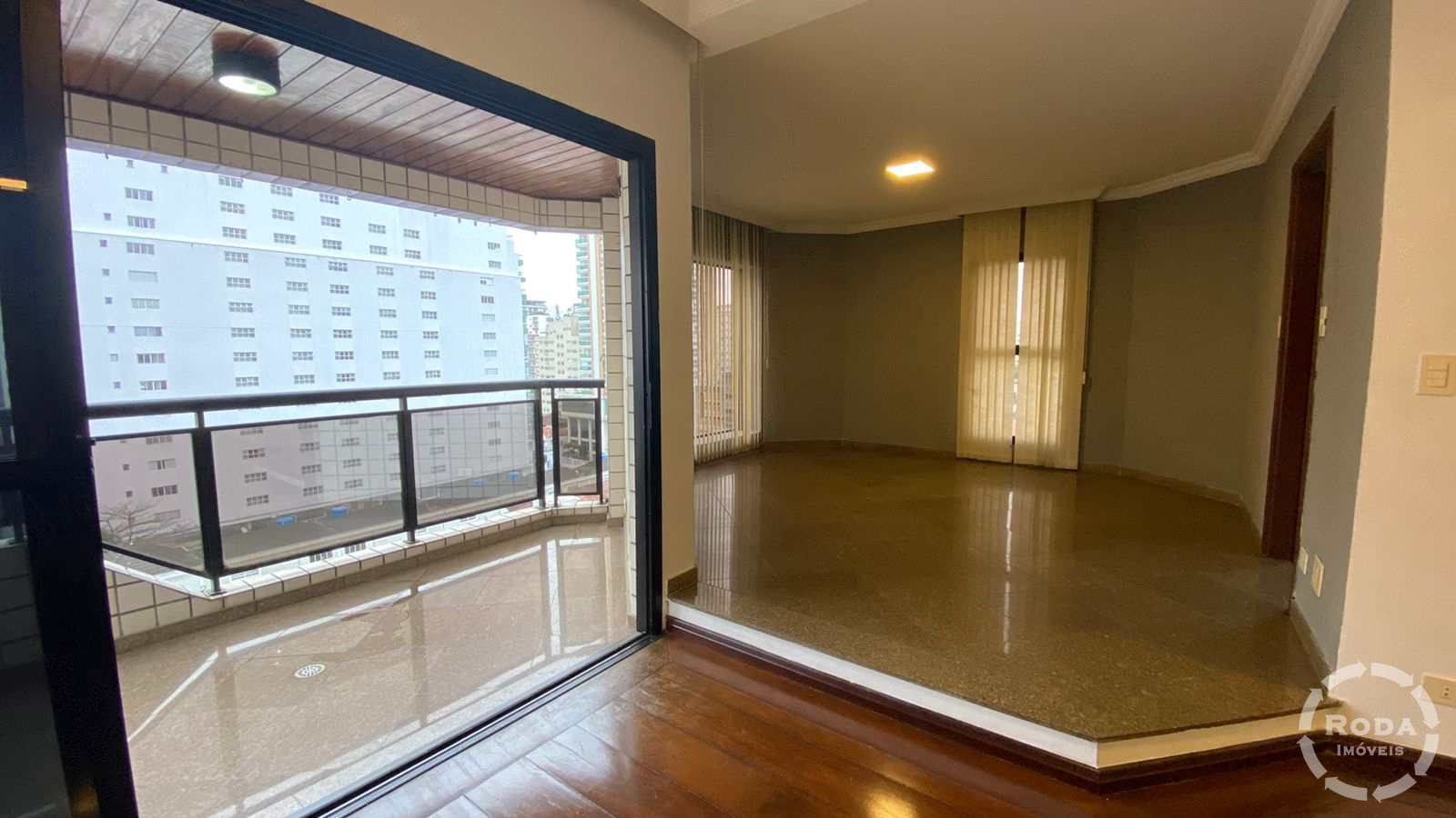 Apartamento à venda e aluguel com 4 quartos, 340m² - Foto 2