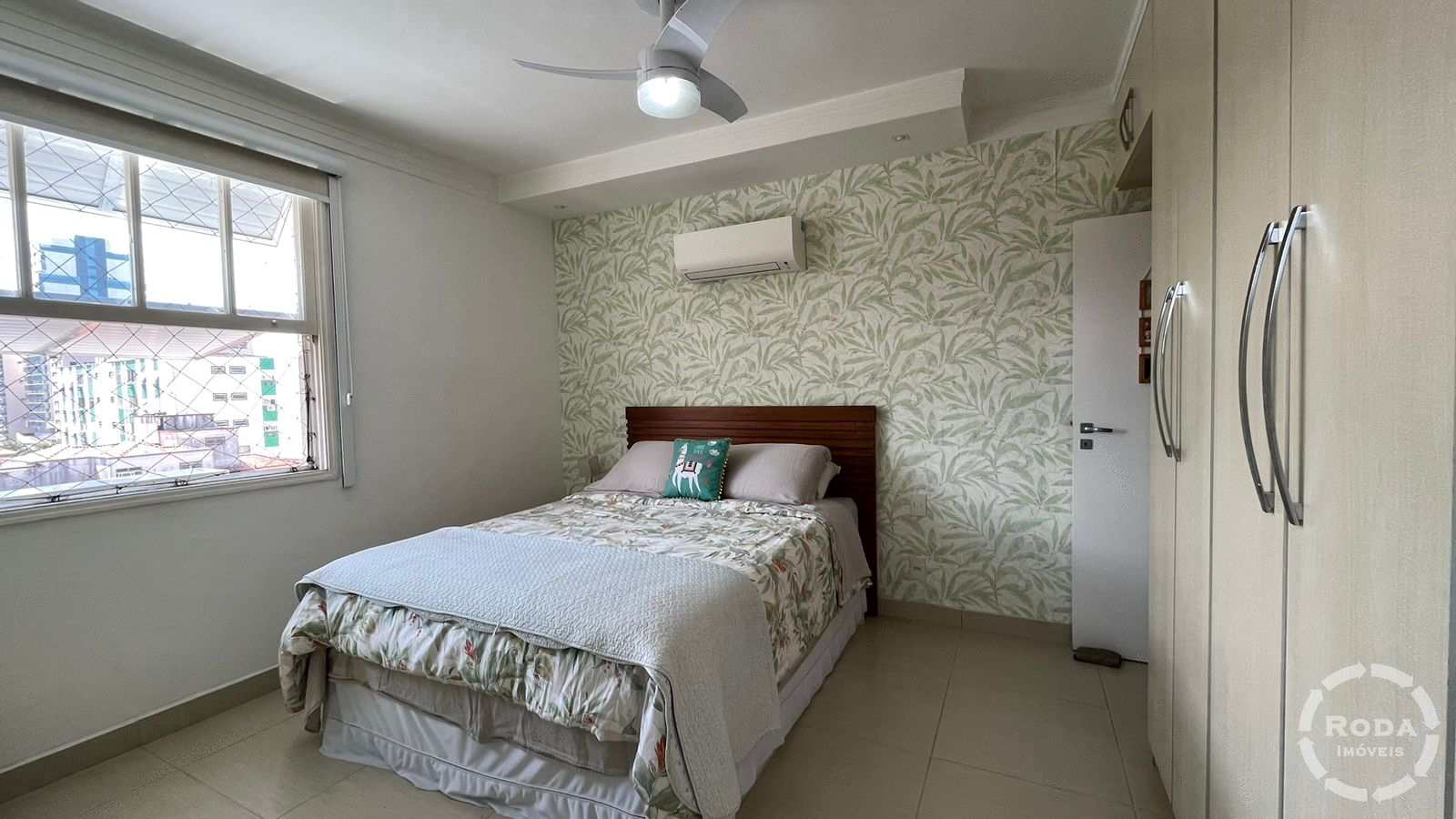 Apartamento à venda com 3 quartos, 140m² - Foto 17