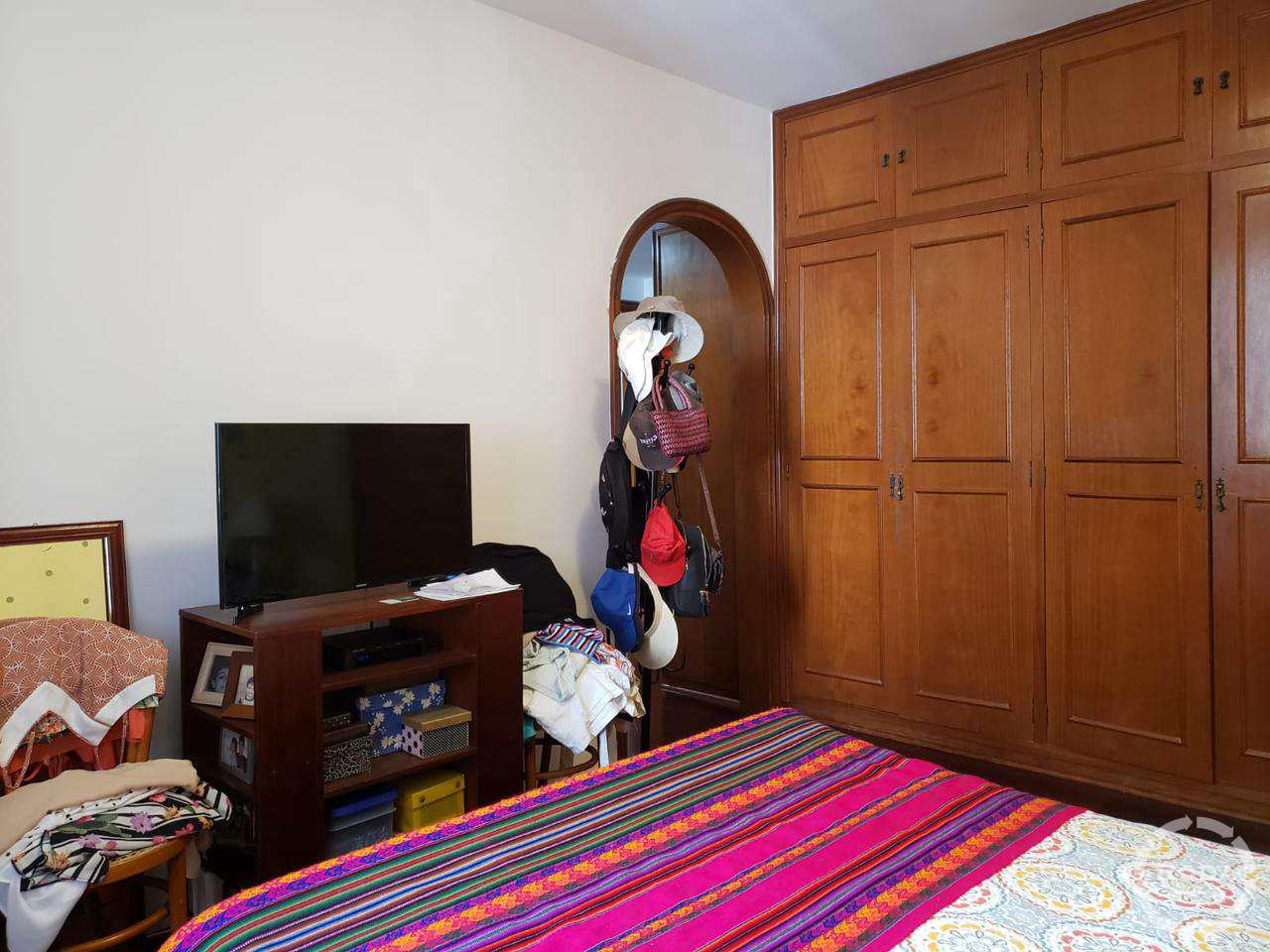 Apartamento à venda com 3 quartos, 200m² - Foto 11