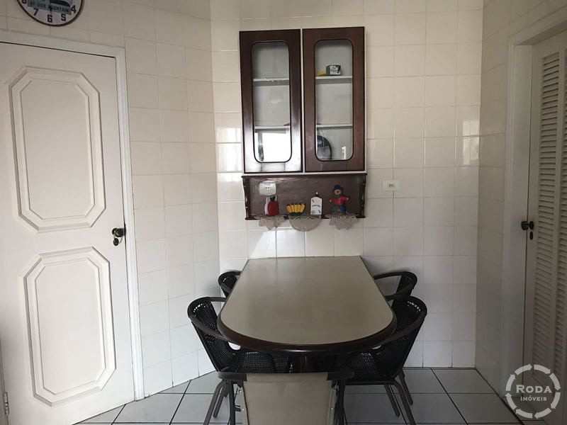 Apartamento à venda com 3 quartos, 206m² - Foto 6