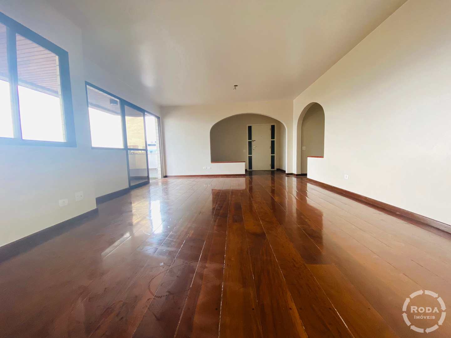 Apartamento à venda com 3 quartos, 163m² - Foto 1