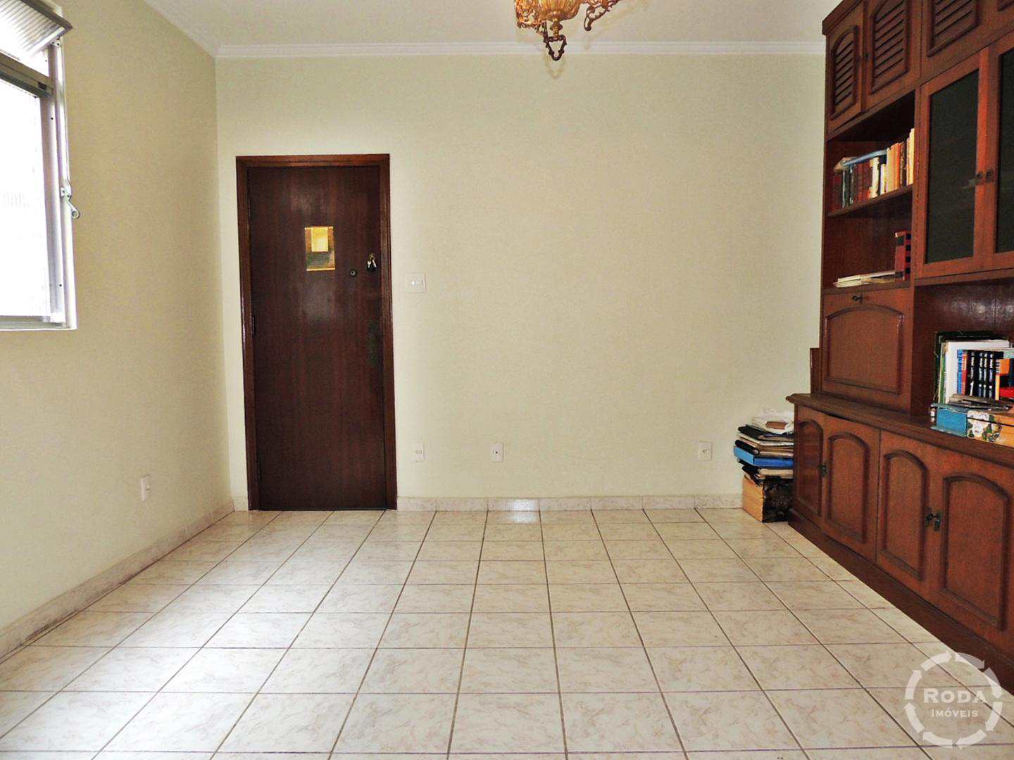 Apartamento à venda com 3 quartos, 95m² - Foto 2