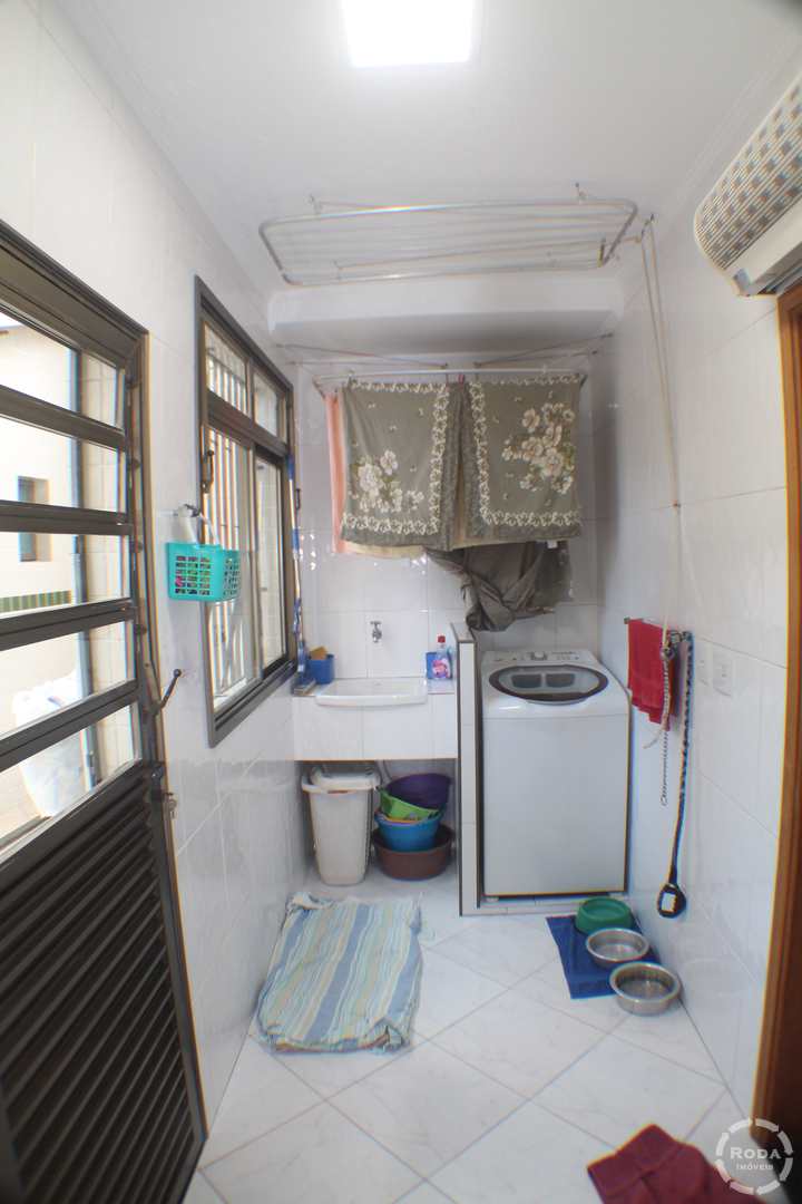 Sobrado à venda com 3 quartos, 300m² - Foto 14