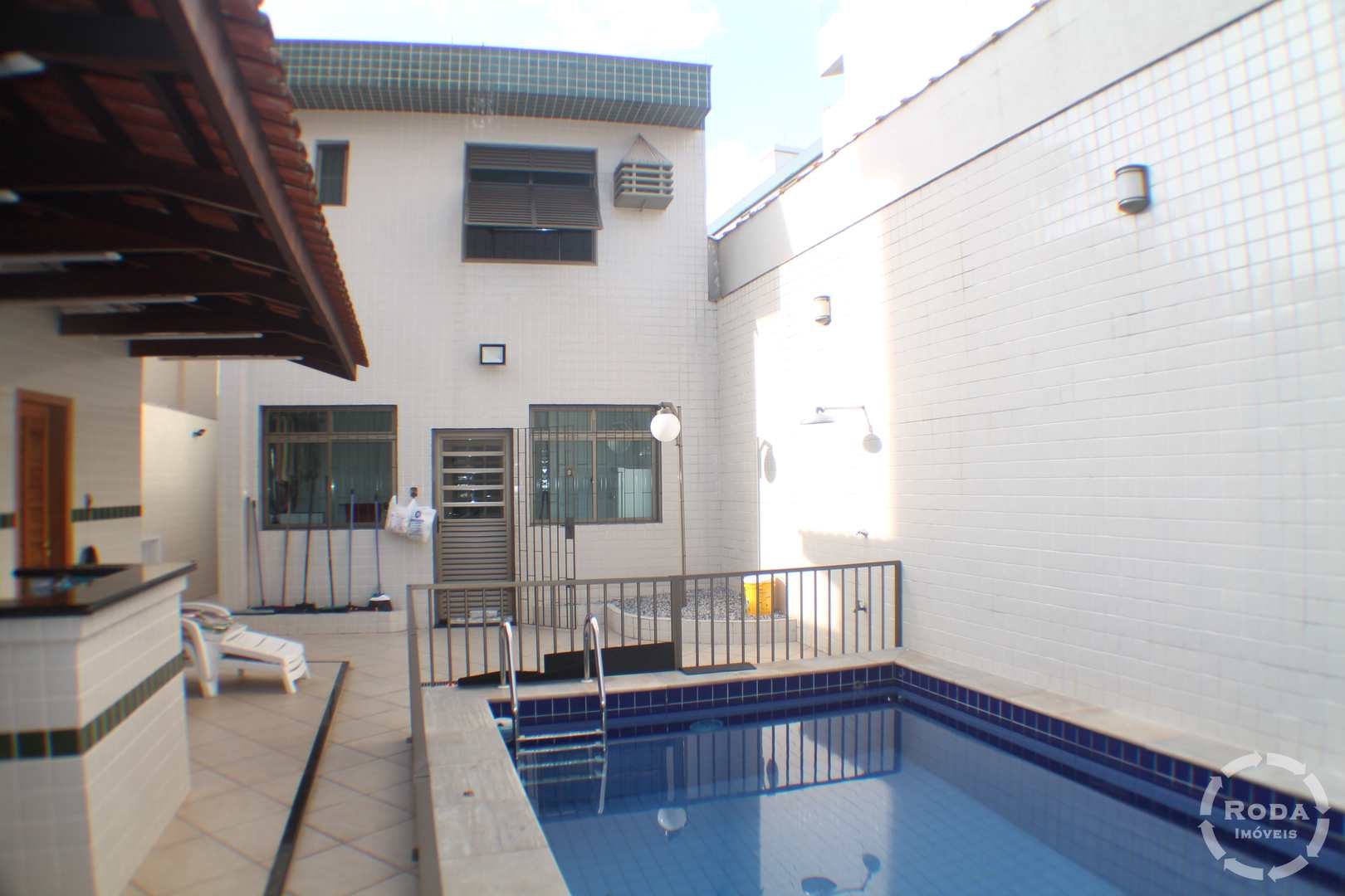 Sobrado à venda com 3 quartos, 300m² - Foto 47