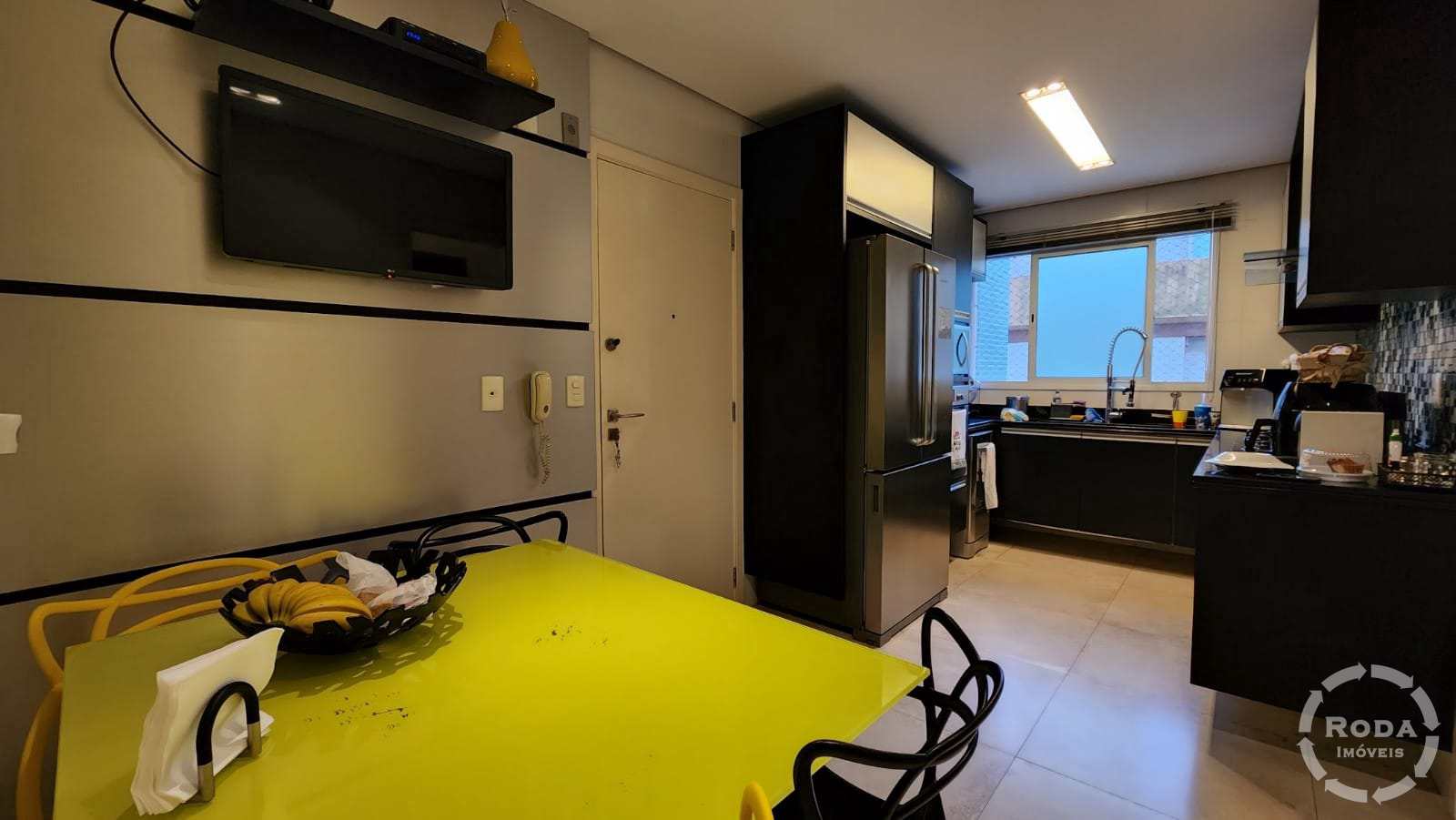 Apartamento à venda com 3 quartos, 179m² - Foto 18