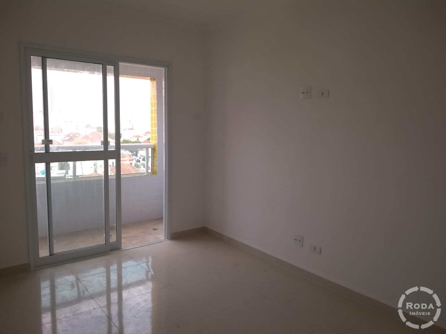 Apartamento à venda com 2 quartos, 76m² - Foto 1