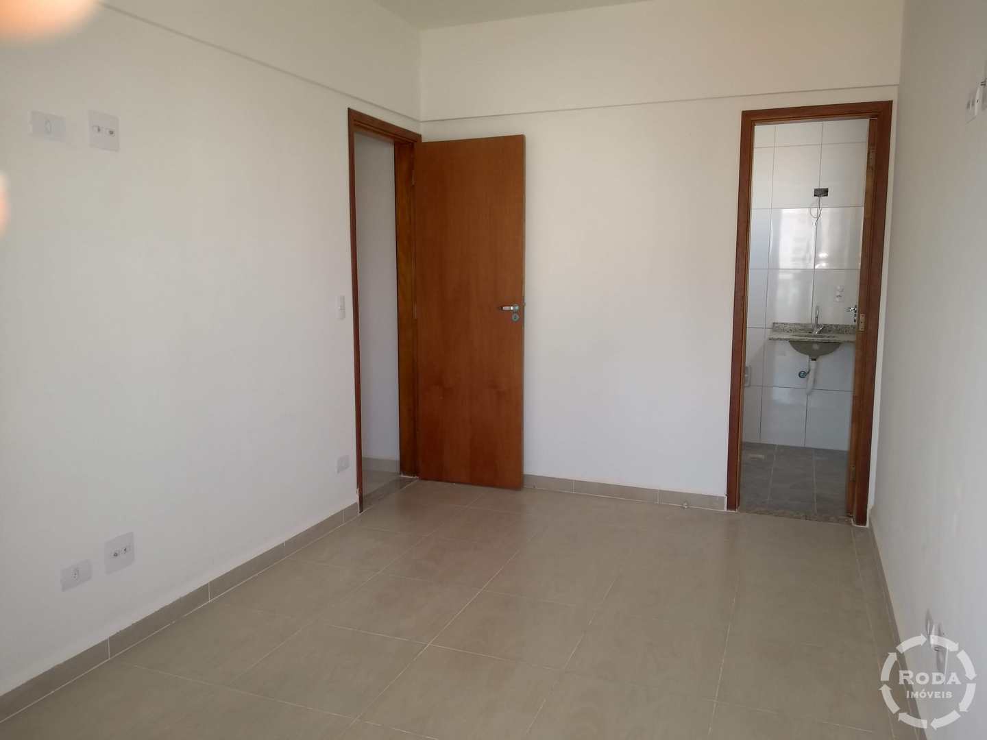 Apartamento à venda com 2 quartos, 76m² - Foto 23