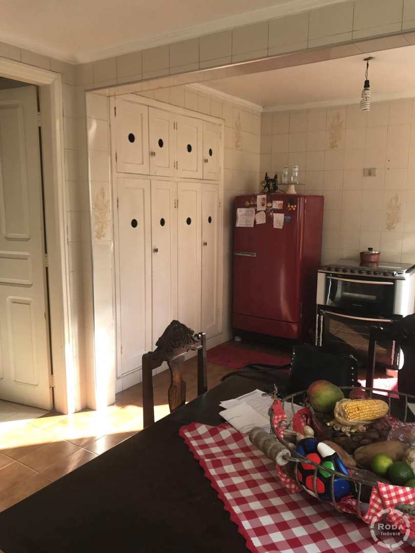 Casa à venda com 5 quartos, 300m² - Foto 7