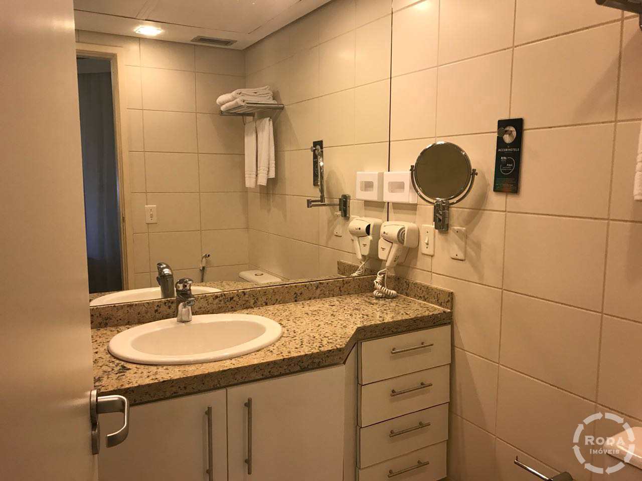 Apartamento à venda com 1 quarto, 55m² - Foto 8