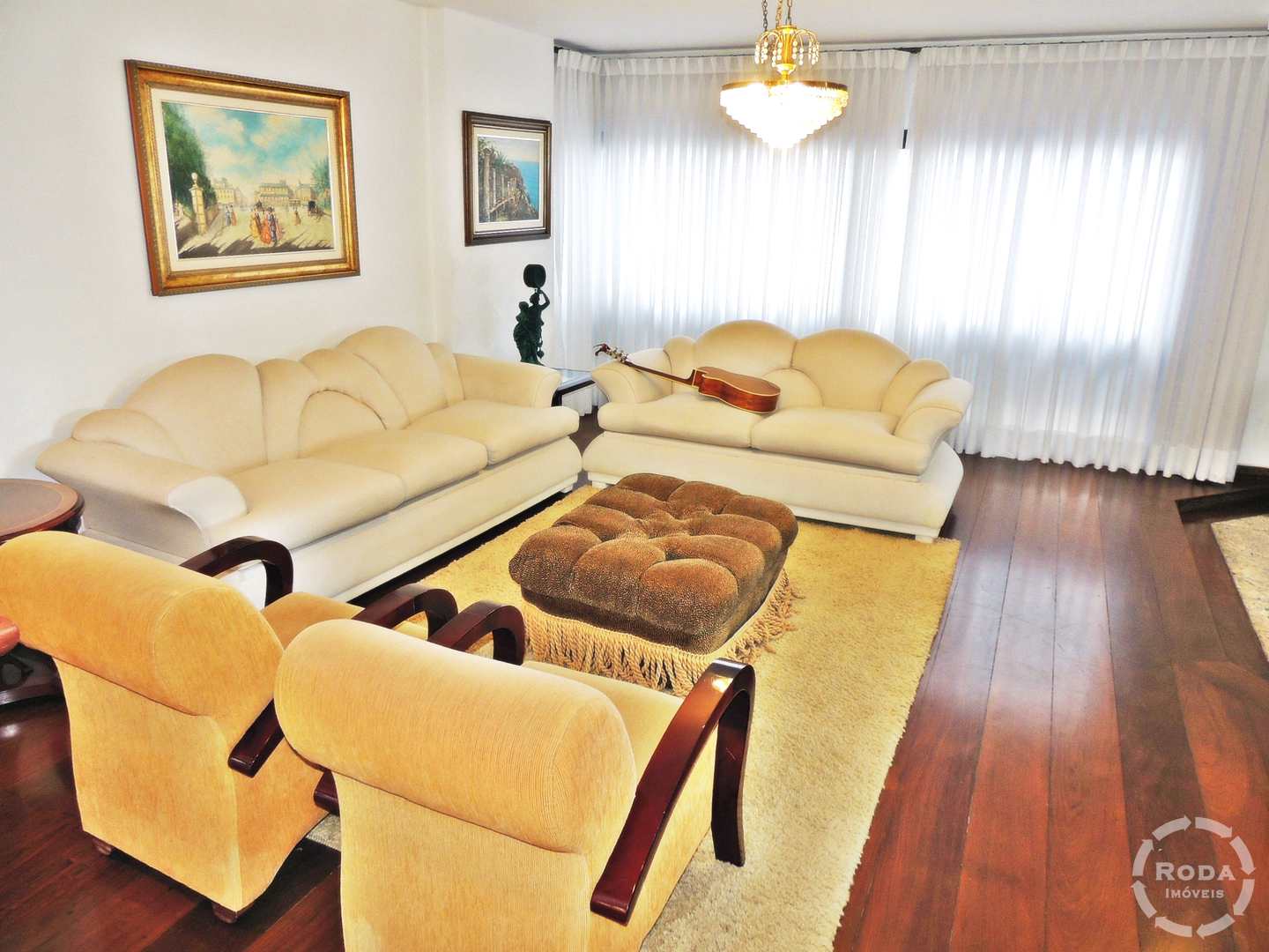 Apartamento à venda com 3 quartos, 248m² - Foto 2