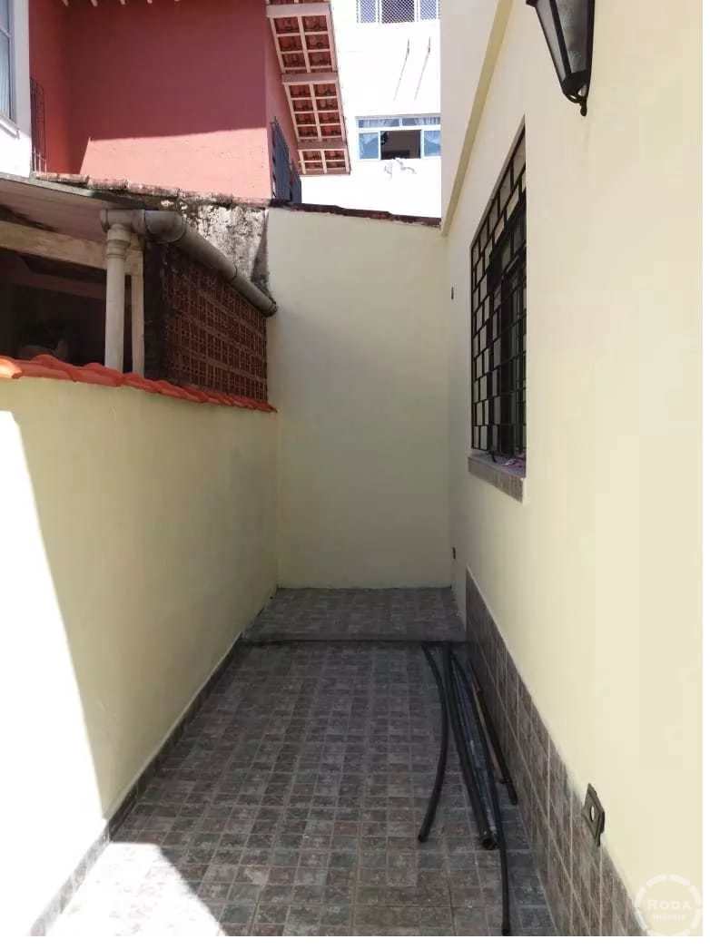 Casa à venda com 2 quartos, 78m² - Foto 11