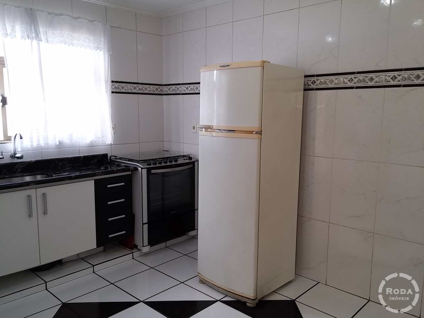 Casa à venda com 3 quartos, 210m² - Foto 12