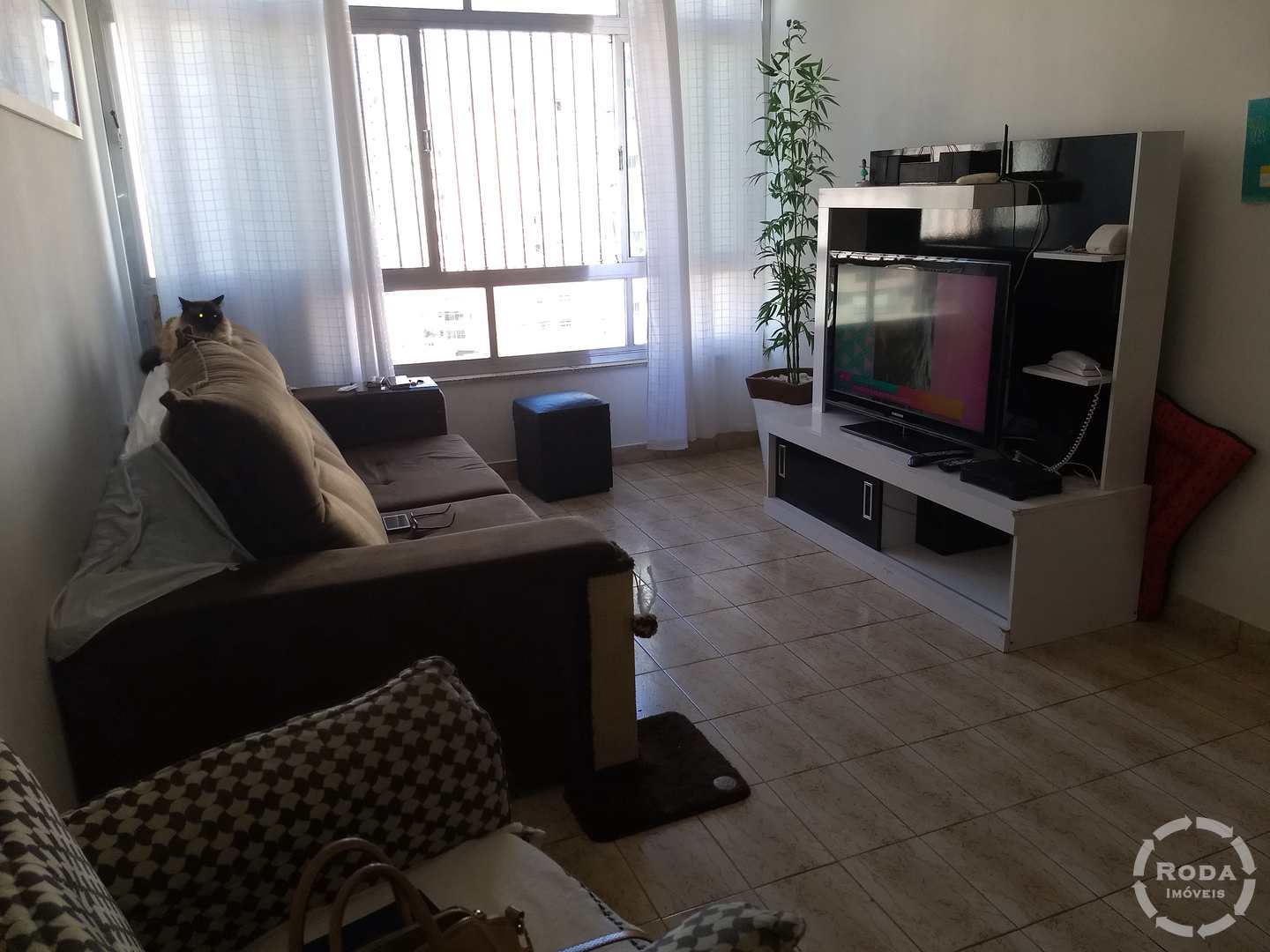 Apartamento à venda com 2 quartos, 105m² - Foto 1