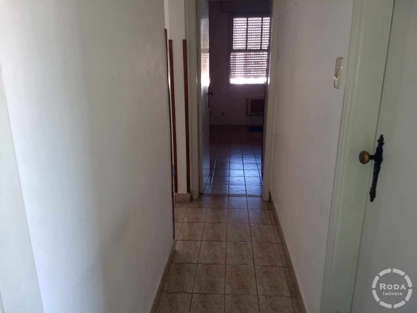 Apartamento à venda com 2 quartos, 105m² - Foto 4