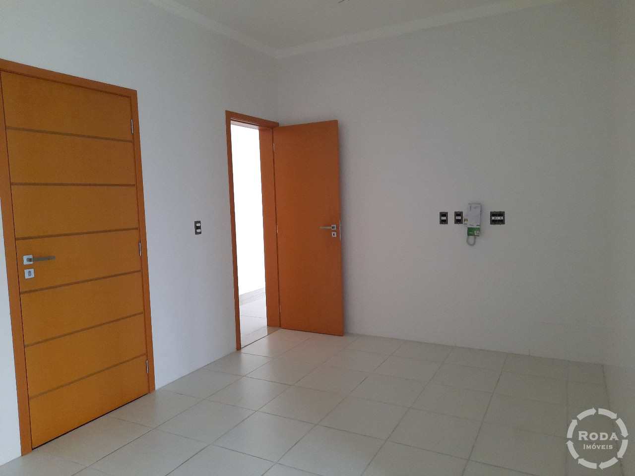 Apartamento à venda com 2 quartos, 128m² - Foto 2