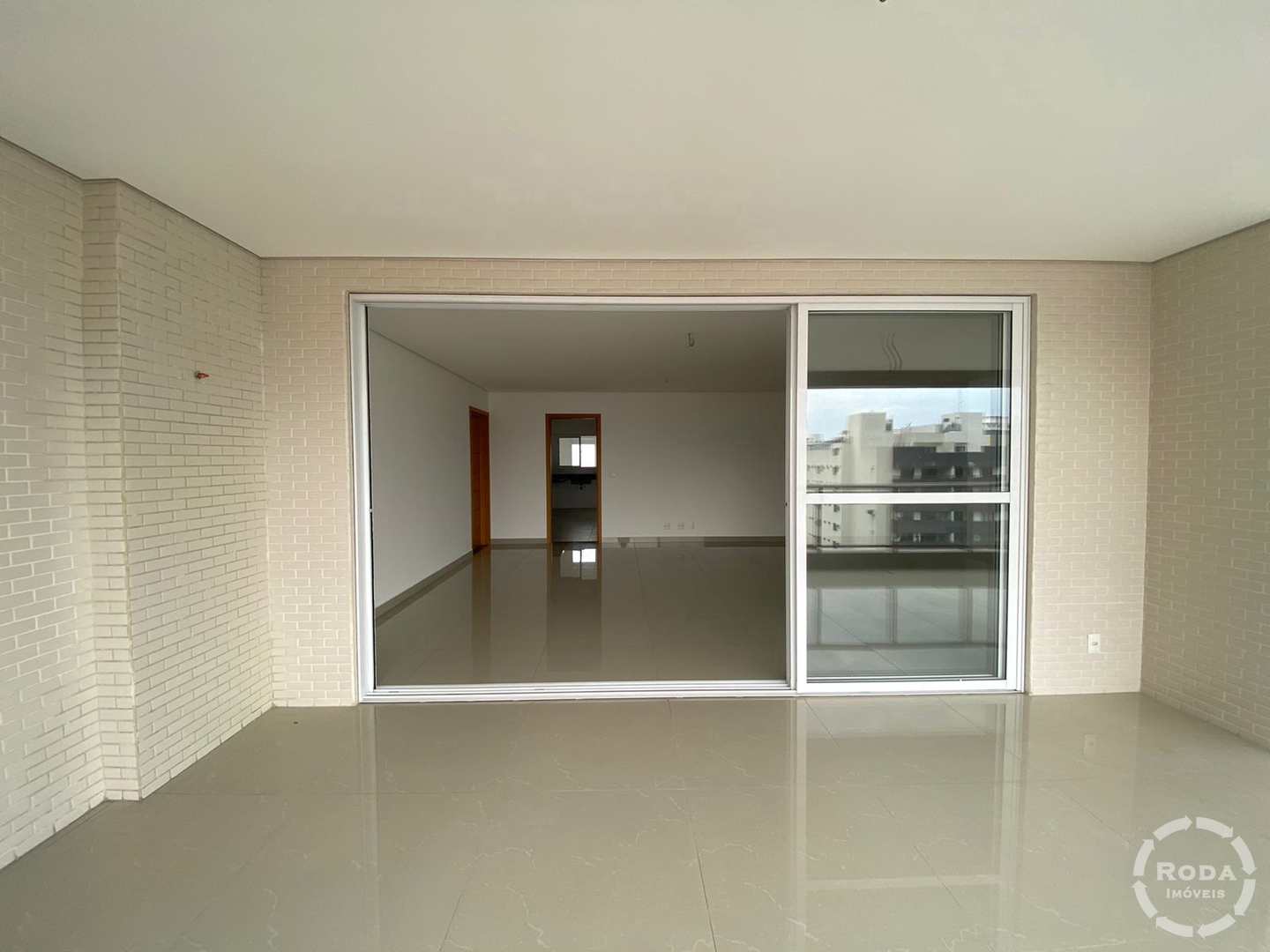 Apartamento à venda com 3 quartos, 210m² - Foto 15