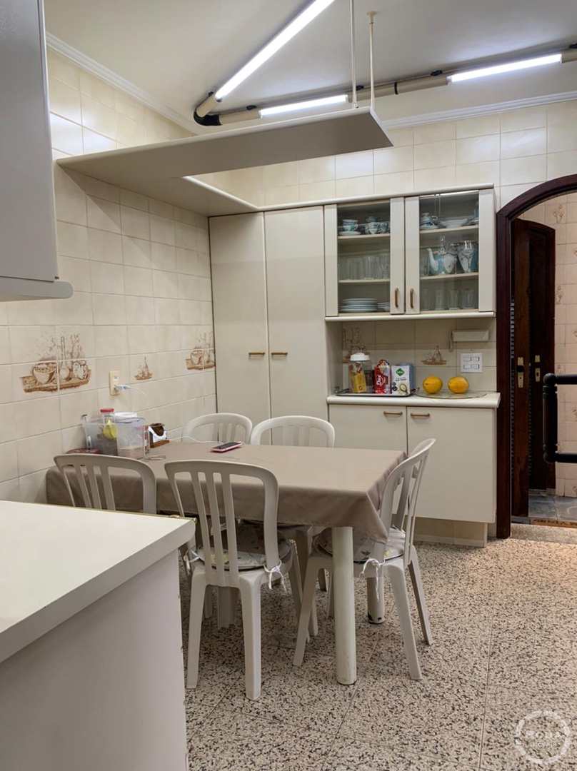 Casa à venda com 4 quartos, 160m² - Foto 16