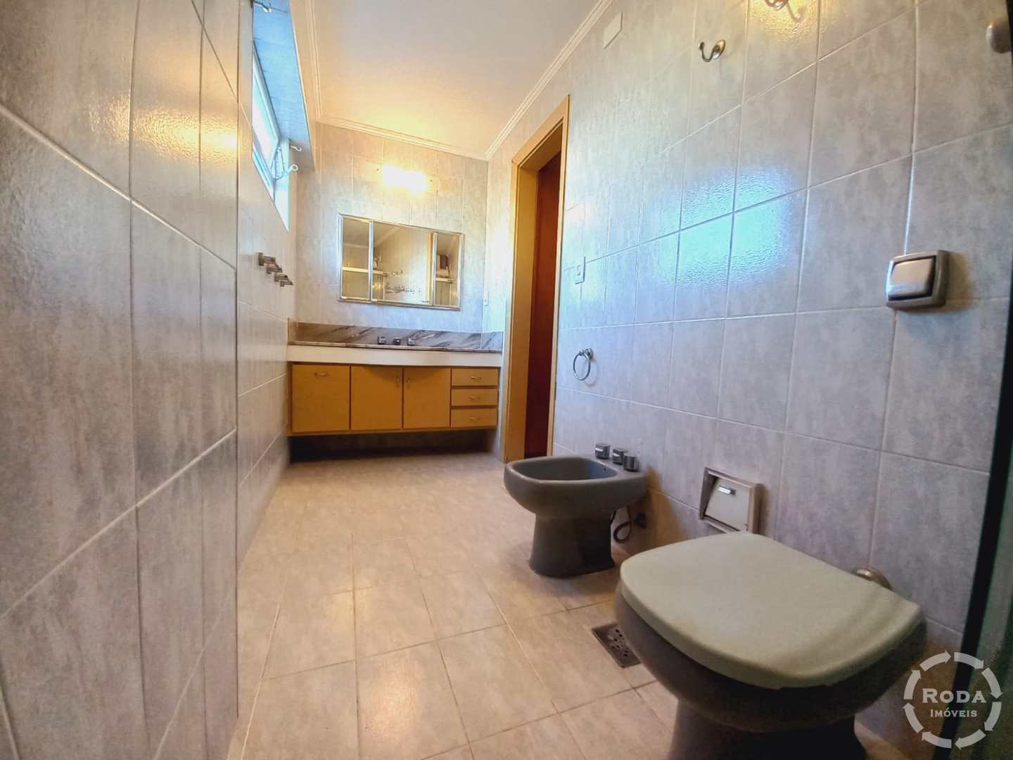 Apartamento à venda com 3 quartos, 166m² - Foto 12