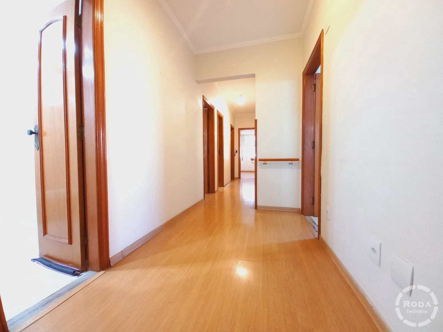 Apartamento à venda com 3 quartos, 166m² - Foto 4