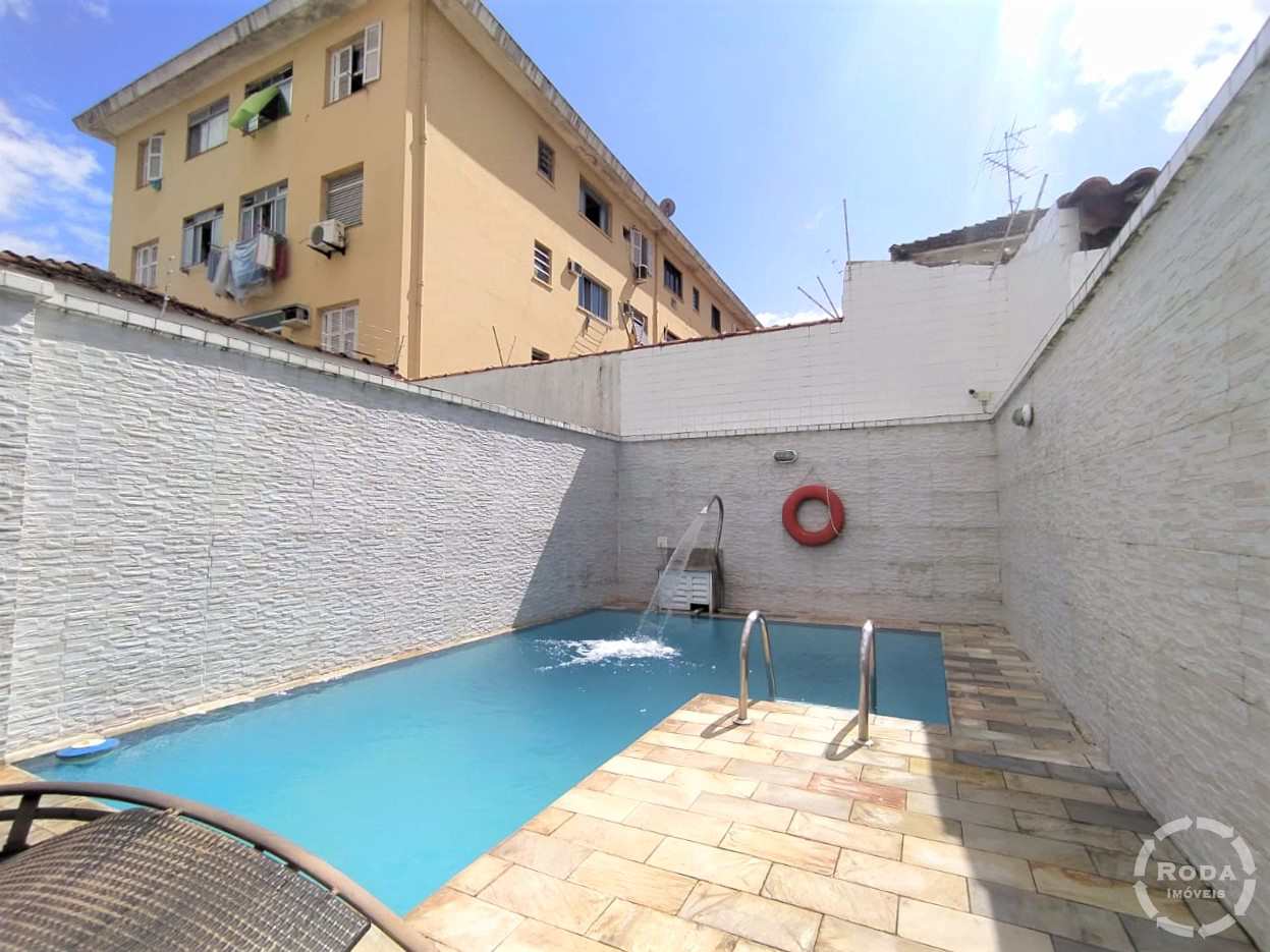 Casa à venda com 4 quartos, 236m² - Foto 2