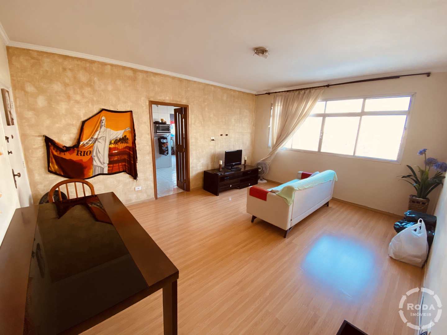 Apartamento à venda com 2 quartos, 110m² - Foto 1