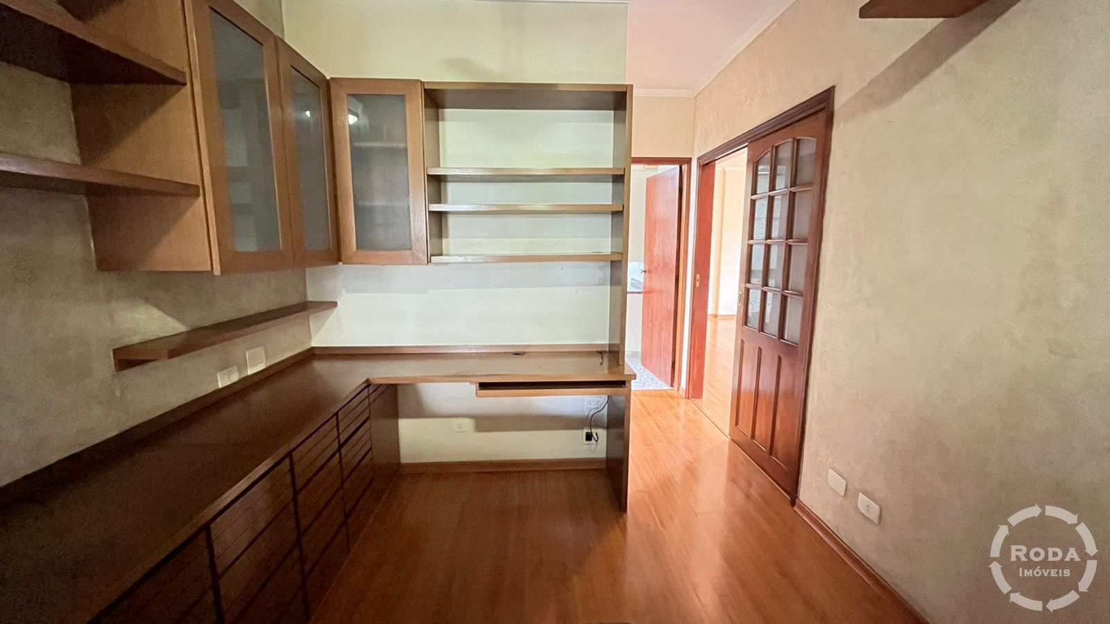 Apartamento à venda com 3 quartos, 127m² - Foto 9