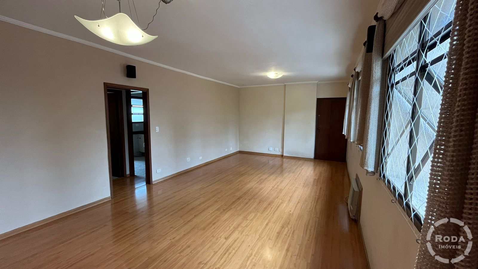 Apartamento à venda com 3 quartos, 127m² - Foto 3