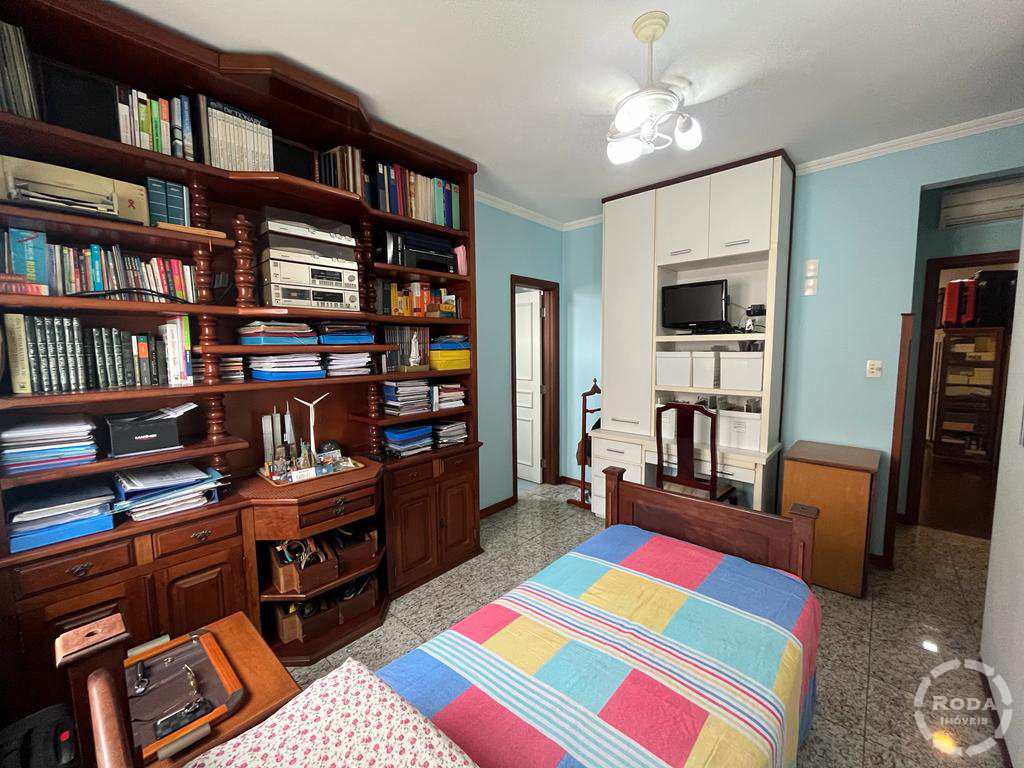 Apartamento à venda com 4 quartos, 200m² - Foto 25