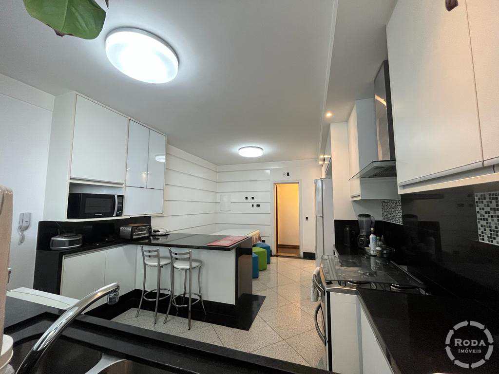 Apartamento à venda com 4 quartos, 200m² - Foto 35