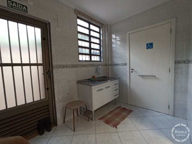 Sobrado para alugar com 4 quartos, 250m² - Foto 10