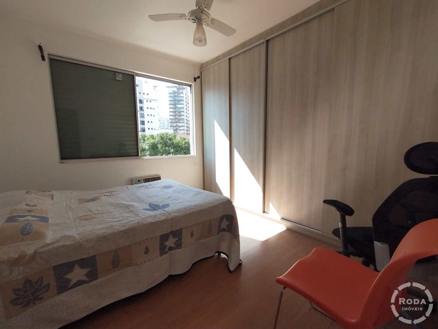 Apartamento à venda com 3 quartos, 157m² - Foto 12