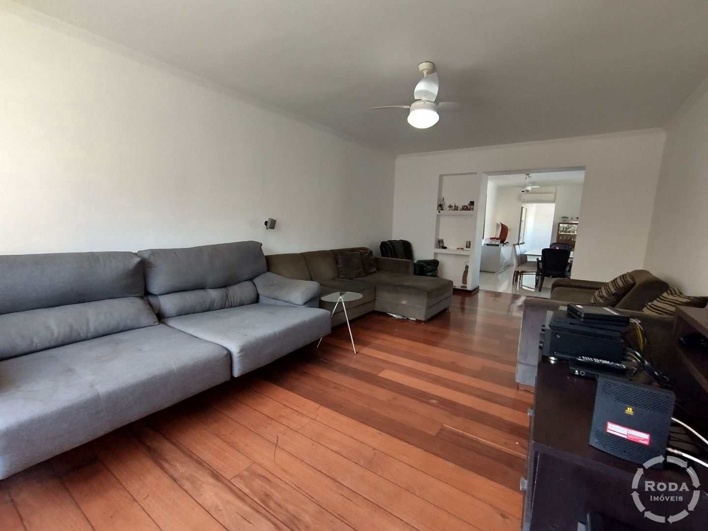 Apartamento à venda com 3 quartos, 157m² - Foto 1