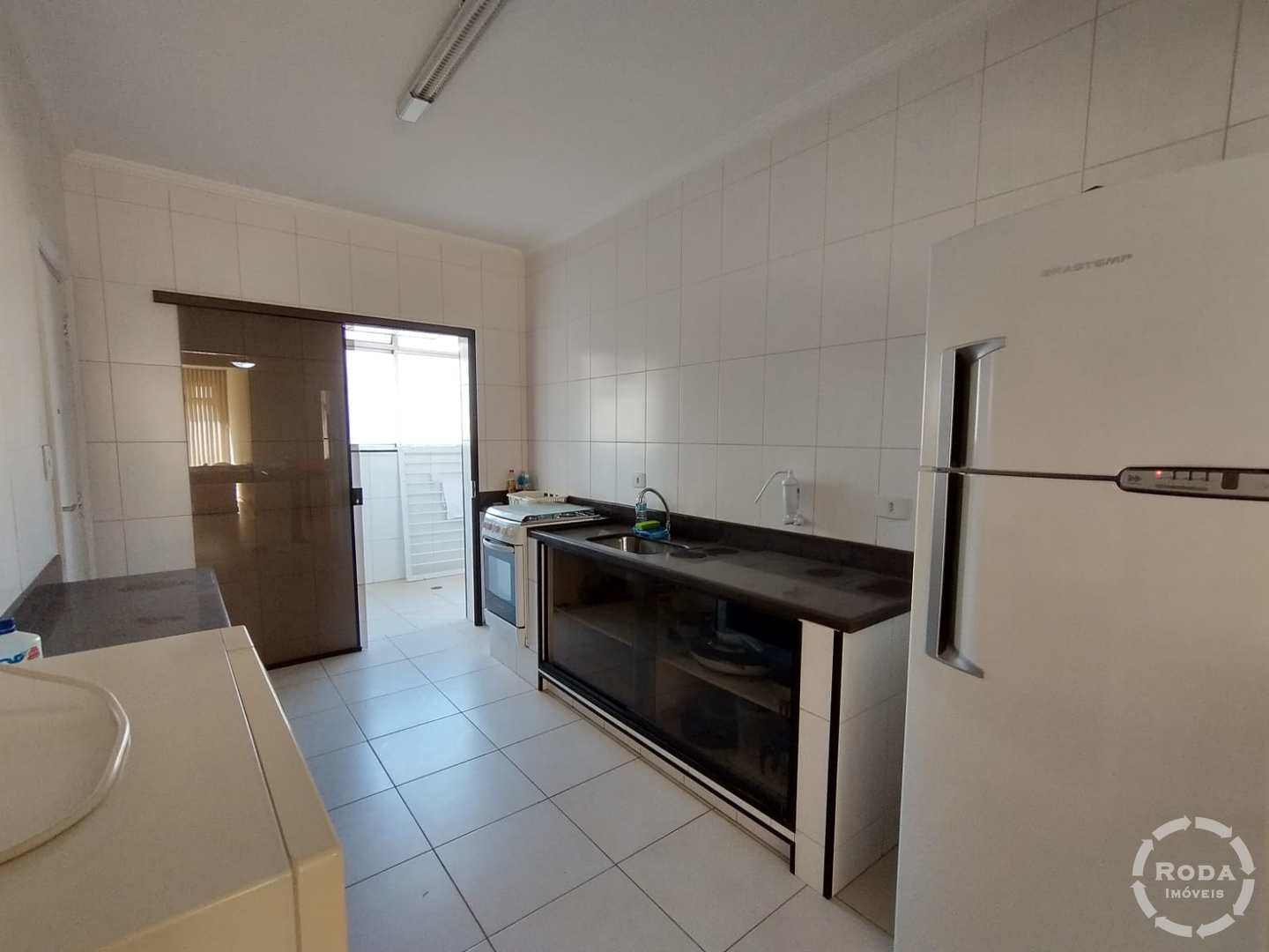 Apartamento à venda com 4 quartos, 140m² - Foto 3