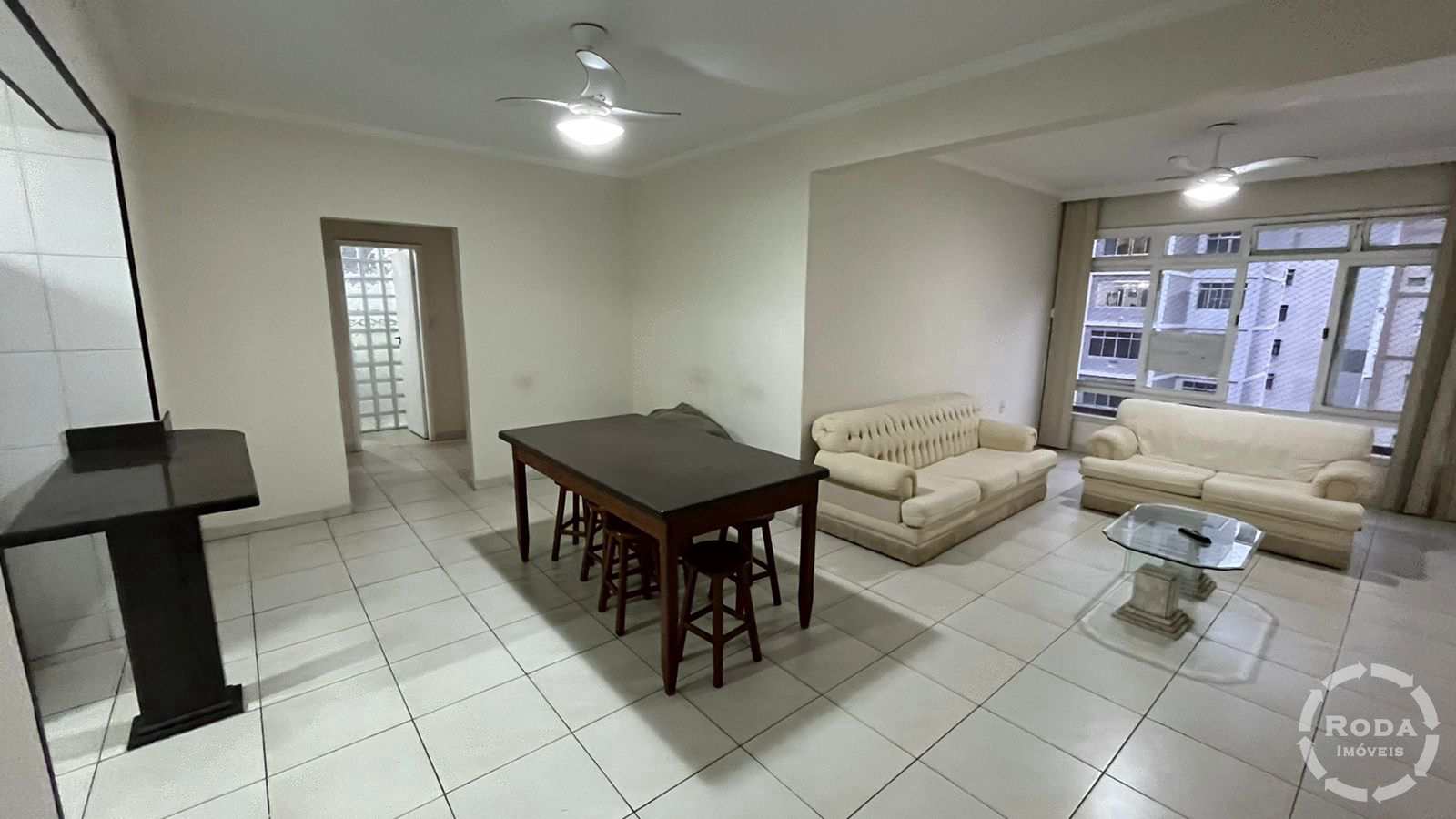 Apartamento à venda com 4 quartos, 140m² - Foto 1