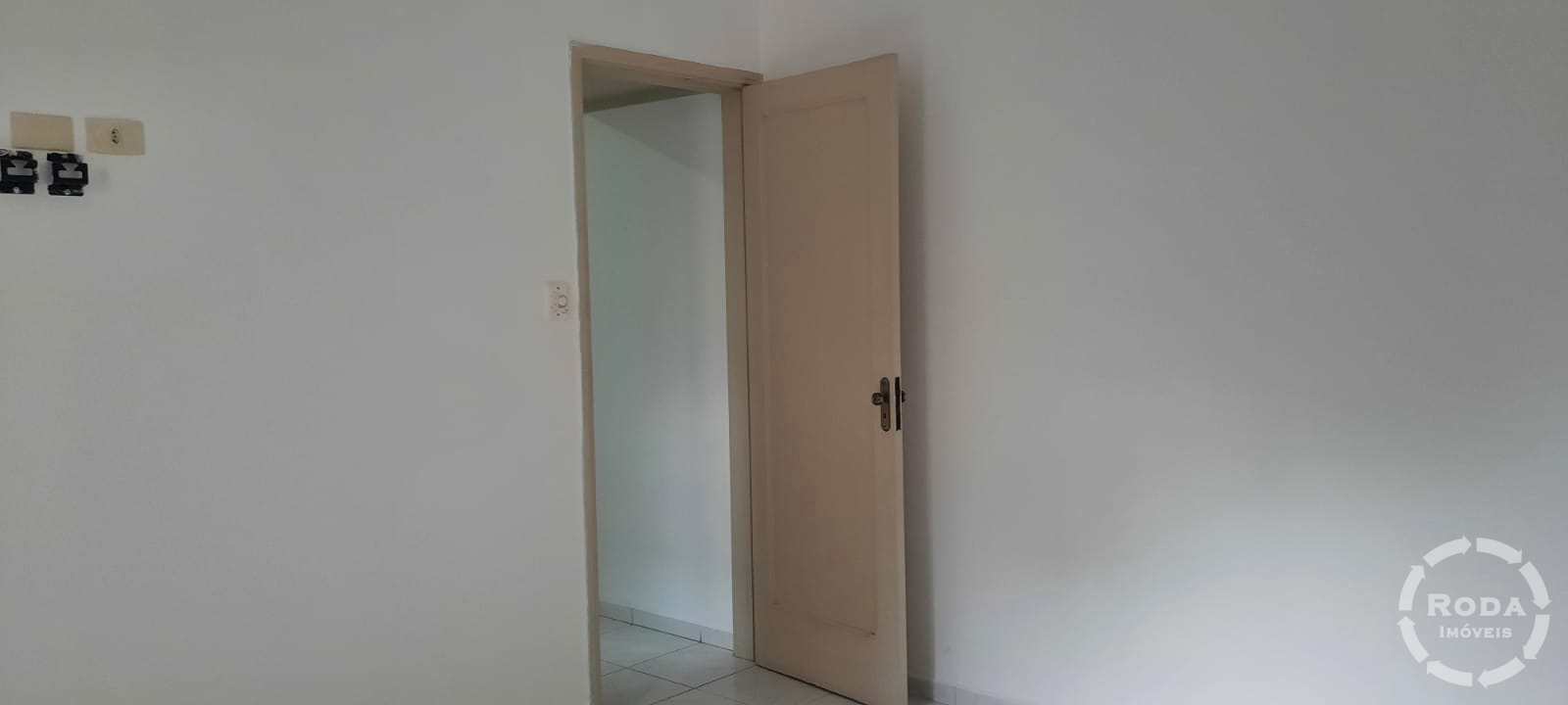 Apartamento à venda com 1 quarto, 44m² - Foto 11