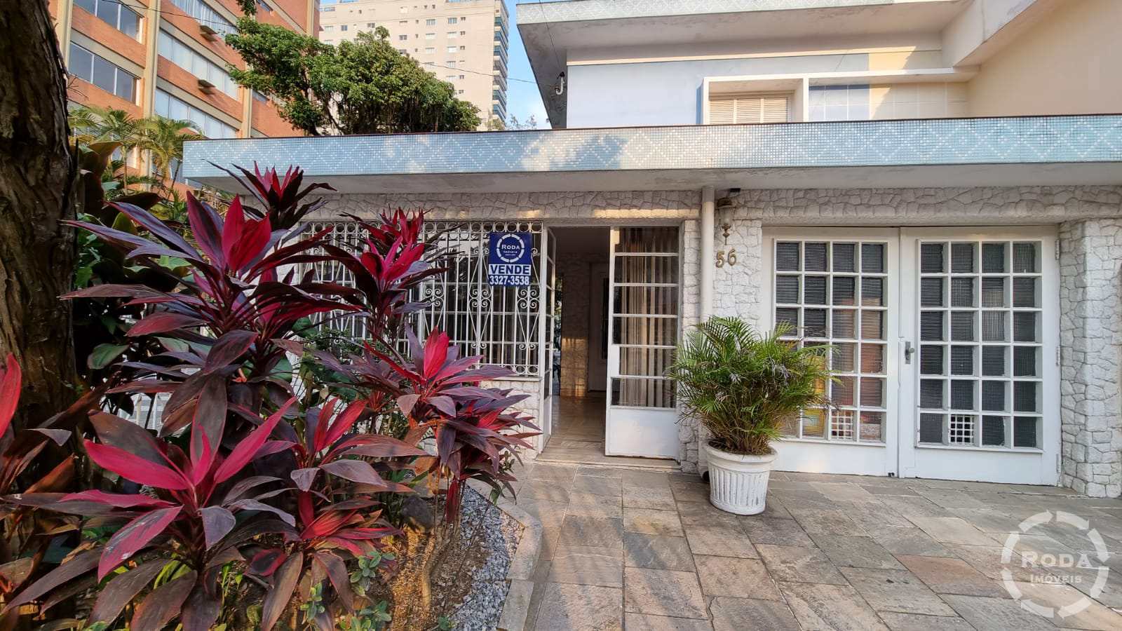 Sobrado à venda com 3 quartos, 248m² - Foto 4