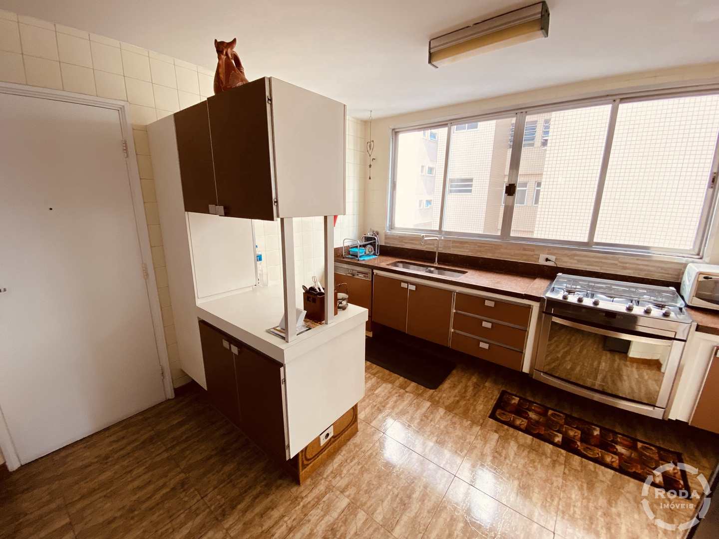 Apartamento à venda com 3 quartos, 194m² - Foto 11