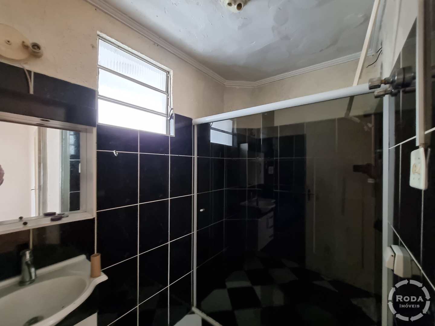 Apartamento à venda com 2 quartos, 70m² - Foto 9