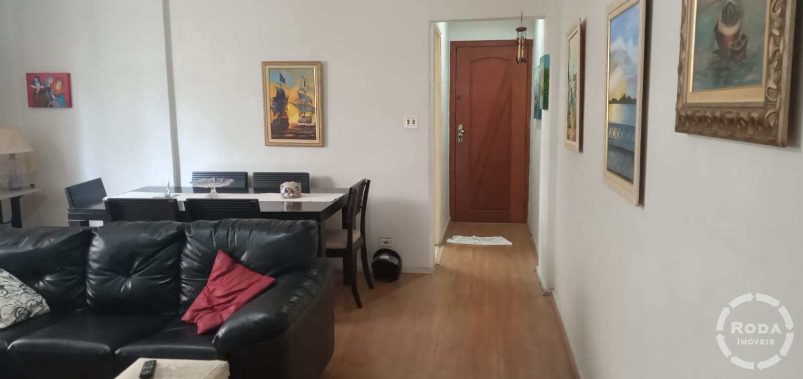 Apartamento à venda com 3 quartos, 136m² - Foto 2